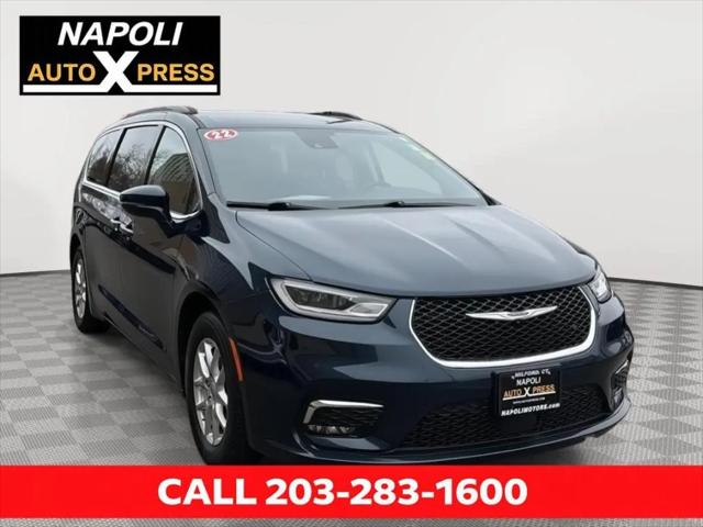 2022 Chrysler Pacifica Touring L for sale in Milford, CT