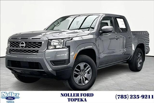 2025 Nissan Frontier Crew Cab SV 4x4 for sale in Topeka, KS