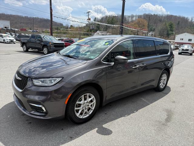 2023 Chrysler Pacifica Touring L for sale in PRINCETON, WV