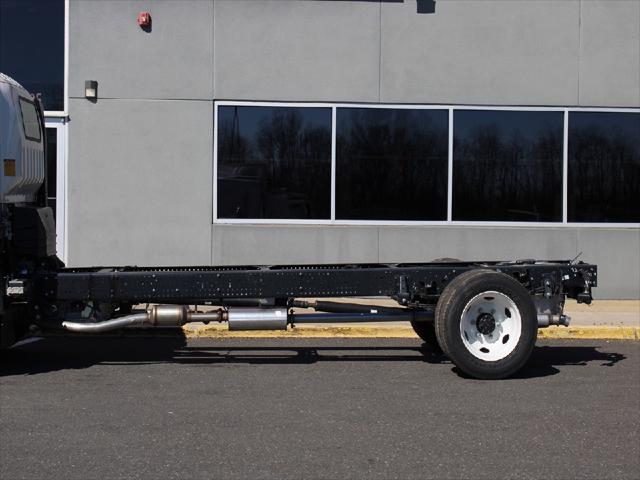 2025 Isuzu NRR Unknown