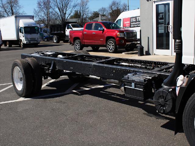 2025 Isuzu NRR Unknown