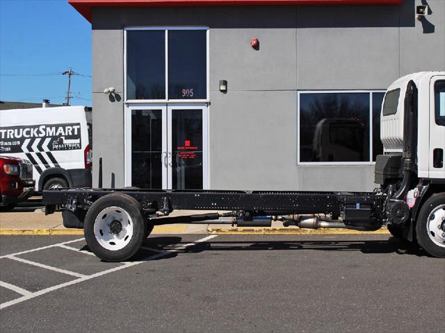 2025 Isuzu NRR Unknown