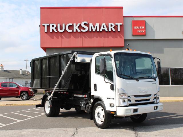 2025 Isuzu NRR Unknown