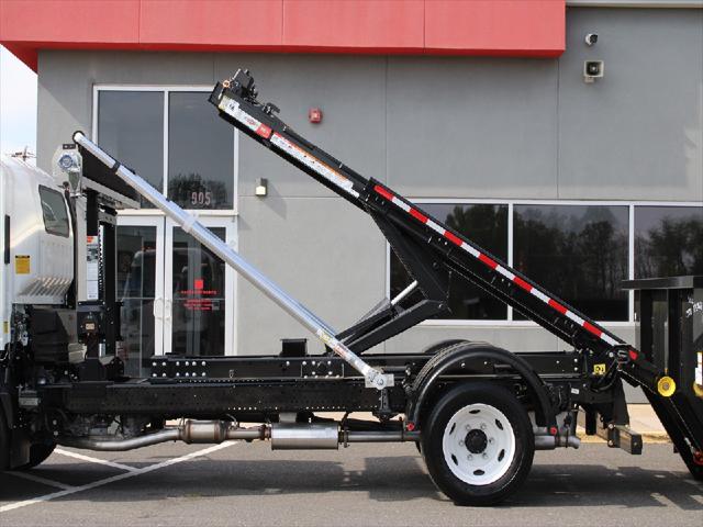2025 Isuzu NRR Unknown