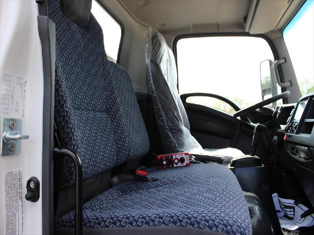 2025 Isuzu NRR Unknown