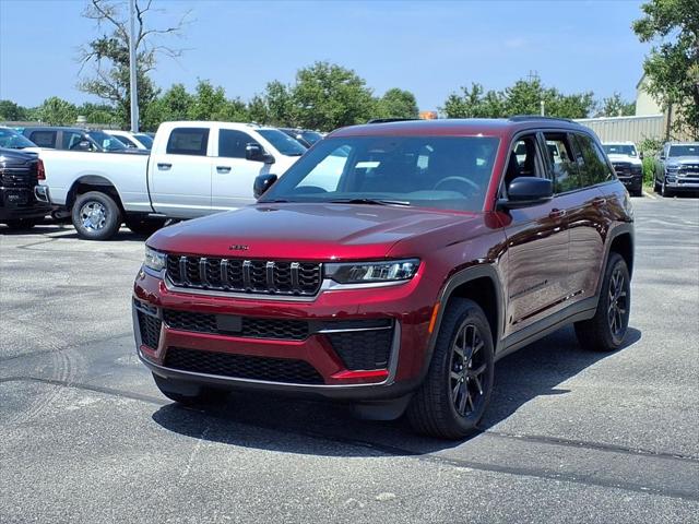 2026 Jeep Grand Cherokee Altitude 4x4