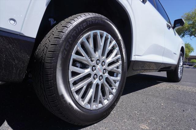 2026 GMC Acadia Denali FWD