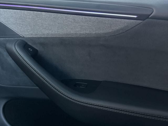 2026 Tesla Model Y AWD