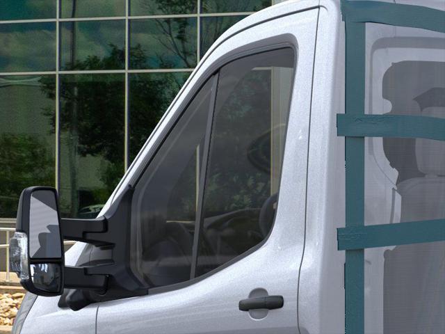 2026 Ford Transit Cutaway Base