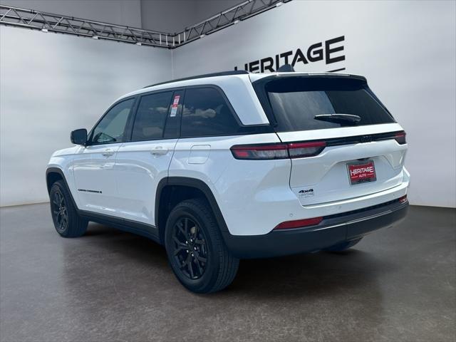 2026 Jeep Grand Cherokee GRAND CHEROKEE LAREDO ALTITUDE 4X4
