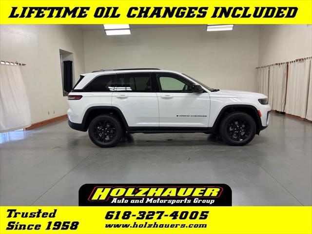2026 Jeep Grand Cherokee Altitude 4x4 for sale in Nashville, IL
