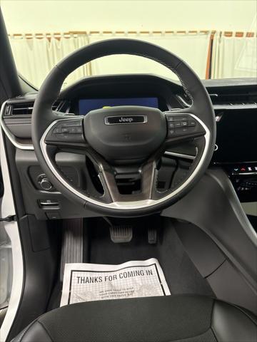 2026 Jeep Grand Cherokee Altitude 4x4