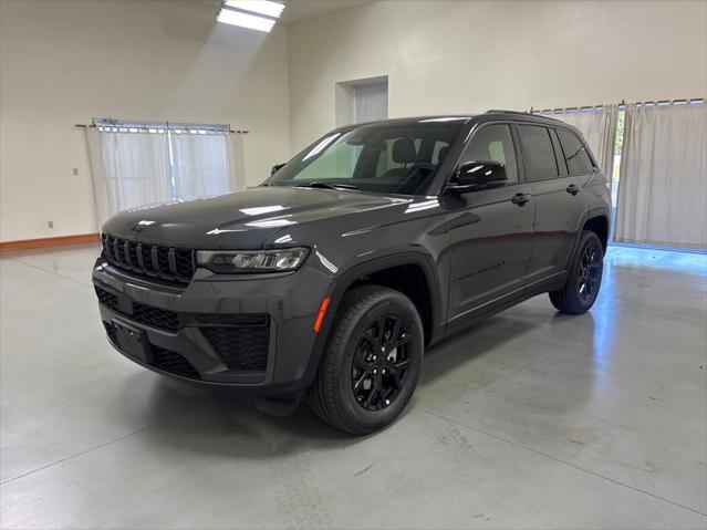 2026 Jeep Grand Cherokee Altitude 4x4