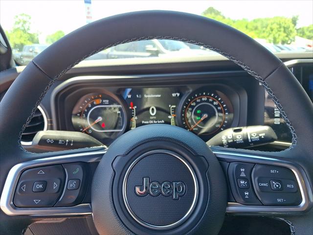 2026 Jeep Wrangler 4-Door Sahara 4x4