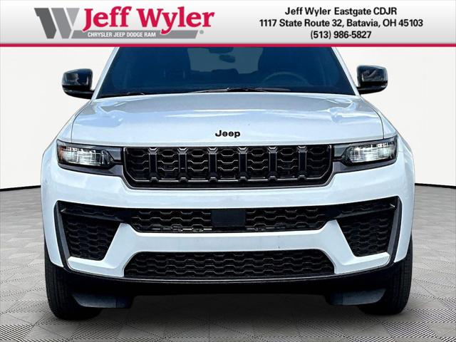 2026 Jeep Grand Cherokee GRAND CHEROKEE LAREDO ALTITUDE 4X4