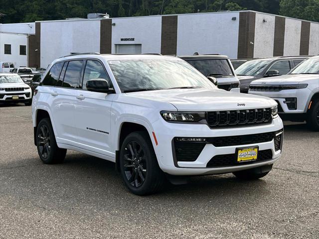 2026 Jeep Grand Cherokee GRAND CHEROKEE LIMITED RESERVE 4X4