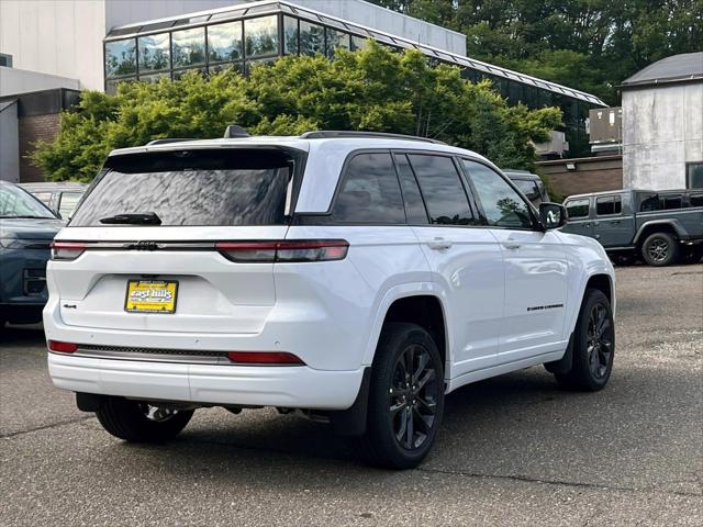 2026 Jeep Grand Cherokee GRAND CHEROKEE LIMITED RESERVE 4X4