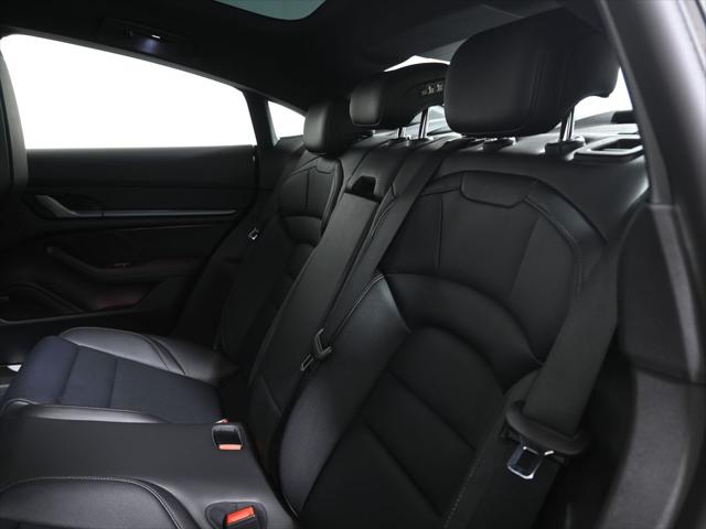 2026 Porsche Taycan 4S