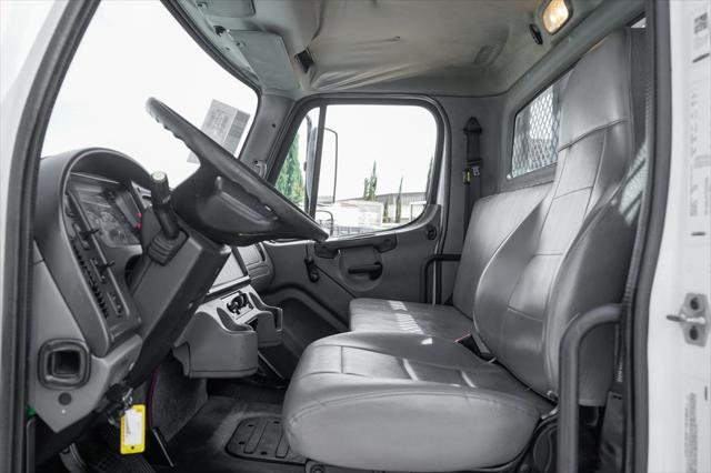 2019 Freightliner M2 106 MD