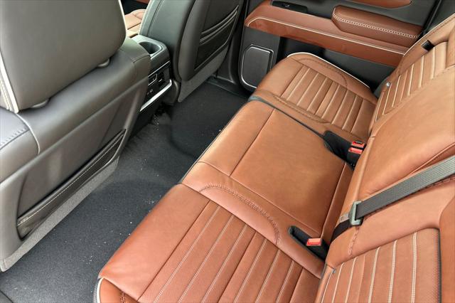 2026 GMC Sierra 2500HD Crew Cab, Standard Bed, Denali Ultimate, 4WD