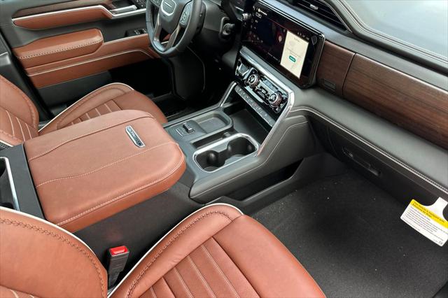 2026 GMC Sierra 2500HD Crew Cab, Standard Bed, Denali Ultimate, 4WD