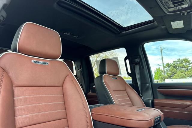2026 GMC Sierra 2500HD Crew Cab, Standard Bed, Denali Ultimate, 4WD