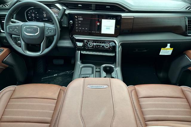 2026 GMC Sierra 2500HD Crew Cab, Standard Bed, Denali Ultimate, 4WD
