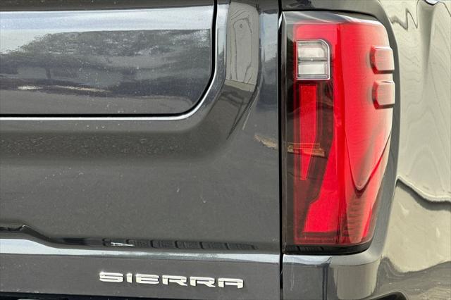 2026 GMC Sierra 2500HD Crew Cab, Standard Bed, Denali Ultimate, 4WD