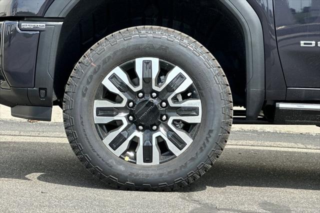2026 GMC Sierra 2500HD Crew Cab, Standard Bed, Denali Ultimate, 4WD