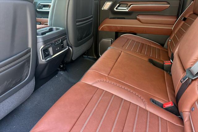 2026 GMC Sierra 2500HD Crew Cab, Standard Bed, Denali Ultimate, 4WD
