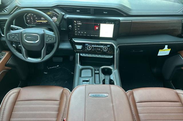 2026 GMC Sierra 2500HD Crew Cab, Standard Bed, Denali Ultimate, 4WD
