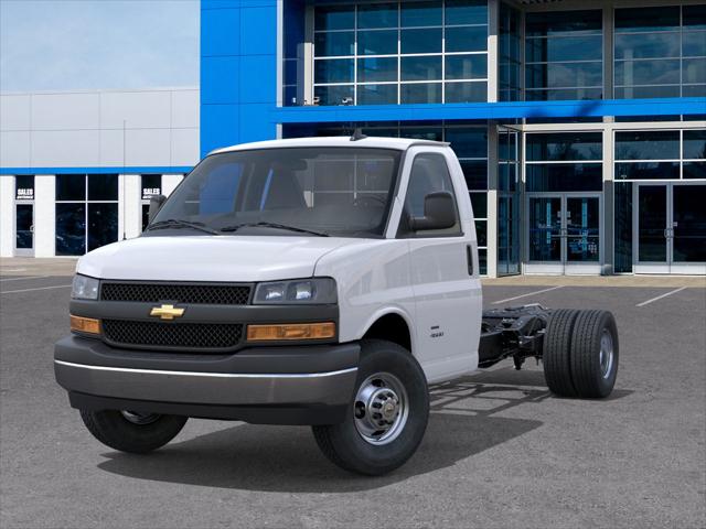 2025 Chevrolet Express Cutaway Work Van