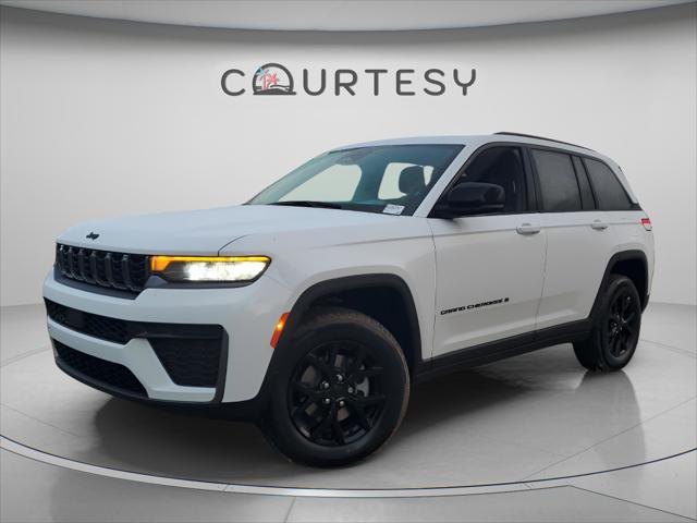 2026 Jeep Grand Cherokee GRAND CHEROKEE LAREDO ALTITUDE 4X4 2026 Jeep Grand Cherokee GRAND CHEROKEE LAREDO ALTITUDE 4X4
