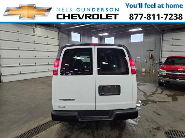 2026 Chevrolet Express Cargo Van 2500 Regular Wheelbase, WT, RWD