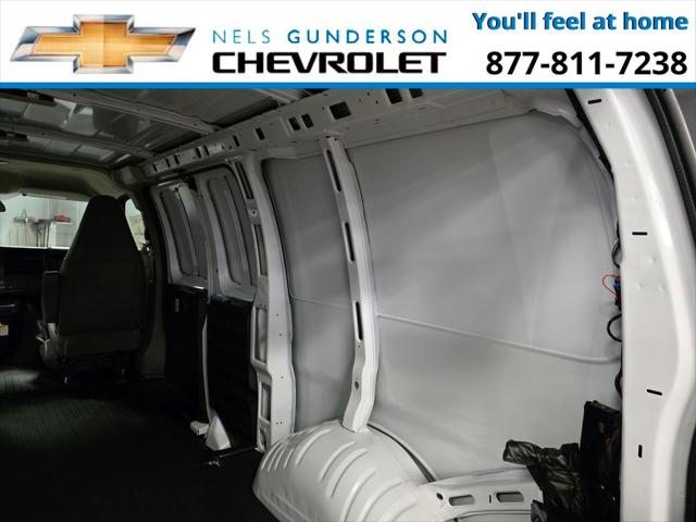2026 Chevrolet Express Cargo Van 2500 Regular Wheelbase, WT, RWD