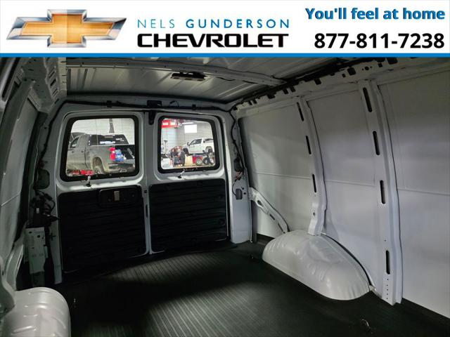 2026 Chevrolet Express Cargo Van 2500 Regular Wheelbase, WT, RWD