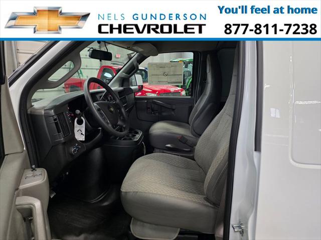 2026 Chevrolet Express Cargo Van 2500 Regular Wheelbase, WT, RWD
