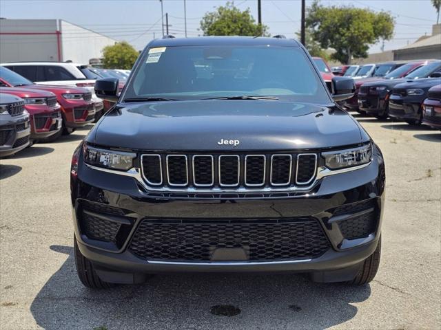 2026 Jeep Grand Cherokee GRAND CHEROKEE LAREDO 4X2