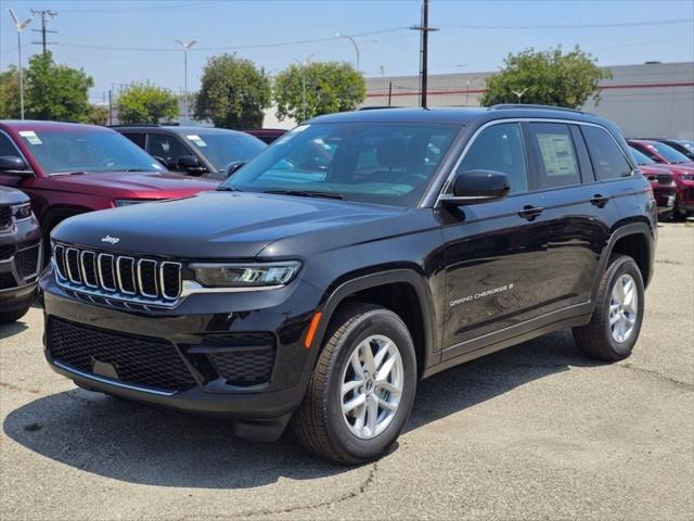 2026 Jeep Grand Cherokee GRAND CHEROKEE LAREDO 4X2