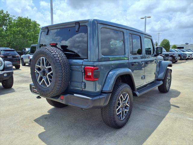 2026 Jeep Wrangler 4-Door Sahara 4x4