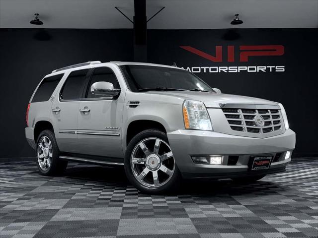 2008 Cadillac Escalade Standard