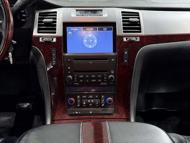 2008 Cadillac Escalade Standard
