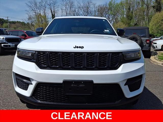 2025 Jeep Grand Cherokee Altitude 4x4 2025 Jeep Grand Cherokee Altitude 4x4