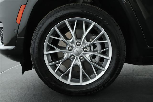 2022 Jeep Grand Cherokee L Summit 4x4