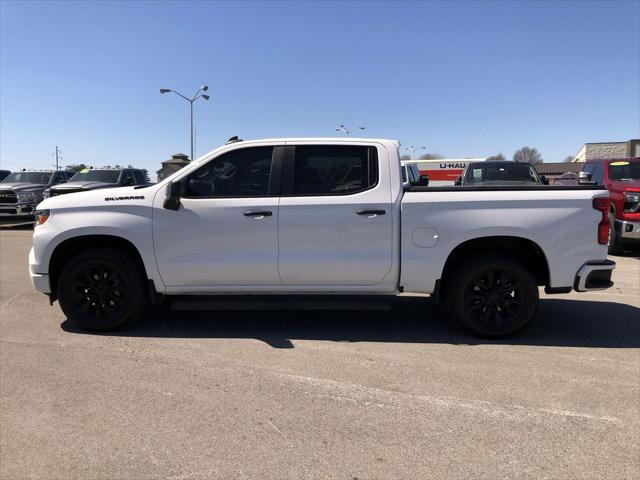 2024 Chevrolet Silverado 1500 4WD Crew Cab Short Bed Custom