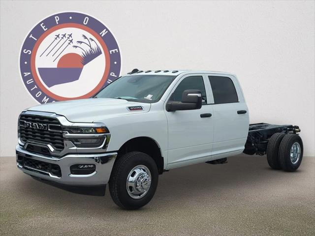 2026 RAM 3500 Chassis RAM 3500 TRADESMAN CREW CAB CHASSIS 4X4 60 CA