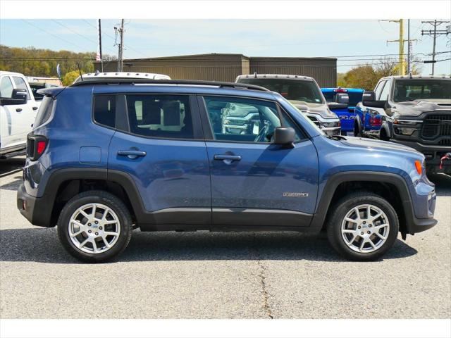 2023 Jeep Renegade Latitude 4x4 2023 Jeep Renegade Latitude 4x4