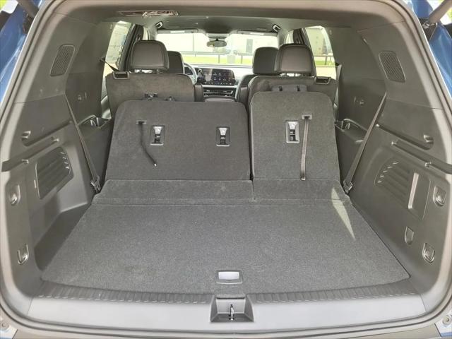 2026 Chevrolet Traverse FWD LT