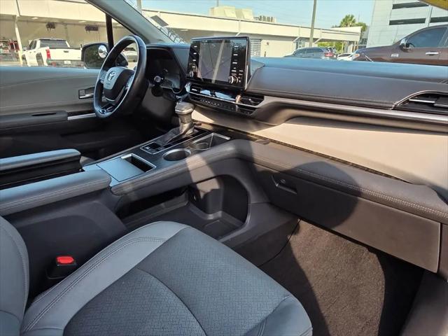 2021 Toyota Sienna Limited