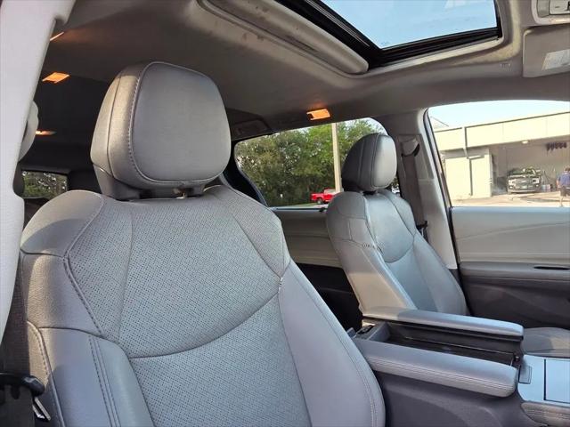 2021 Toyota Sienna Limited